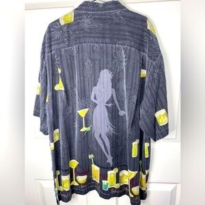 Tommy Bahama 100% Silk Hawaiian Button Down Shirt w/ Hula Girl Pineapples Drinks